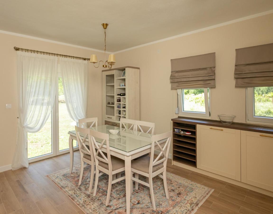 Country Homes Dujeva Rijeka Crnojevica Exterior photo